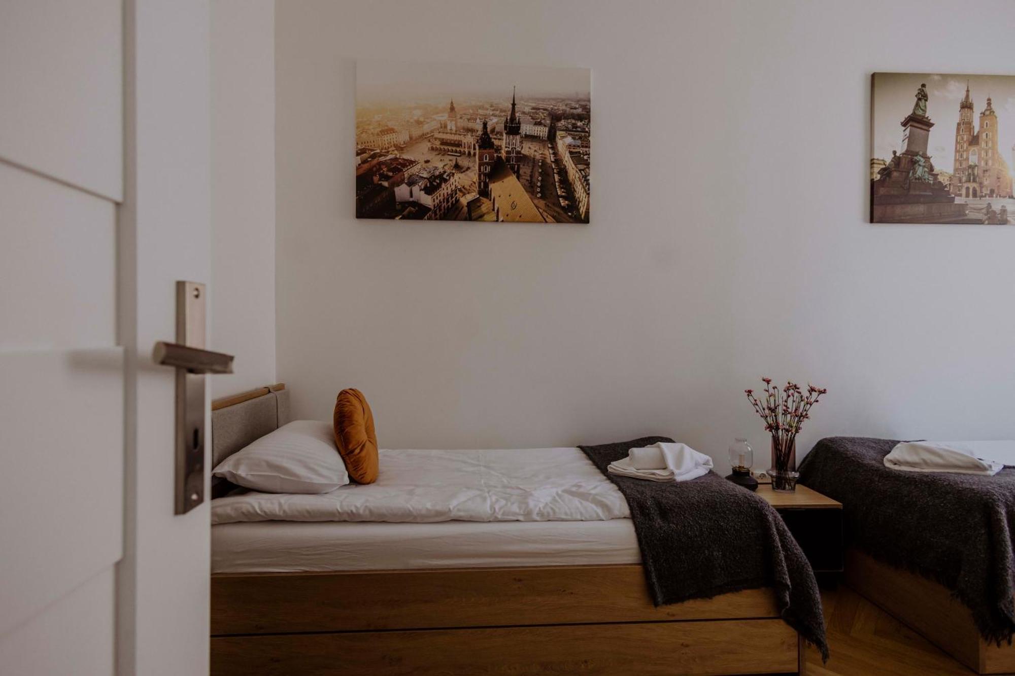 Golden Pearl - Main Square, 100 Sqm, 4 Rooms Cracóvia Exterior foto