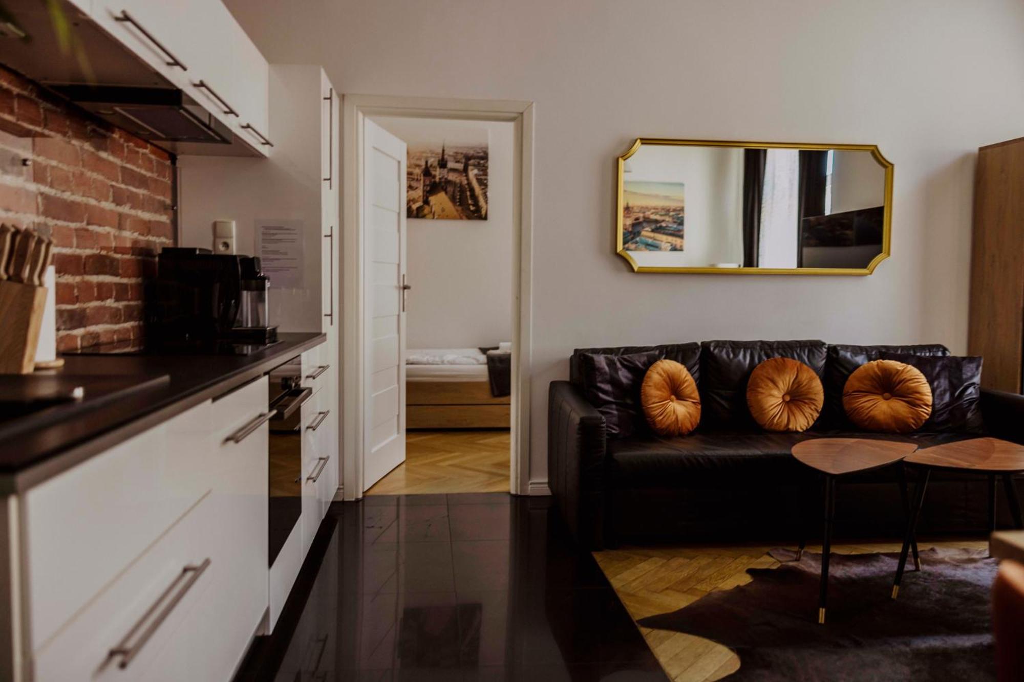 Golden Pearl - Main Square, 100 Sqm, 4 Rooms Cracóvia Exterior foto