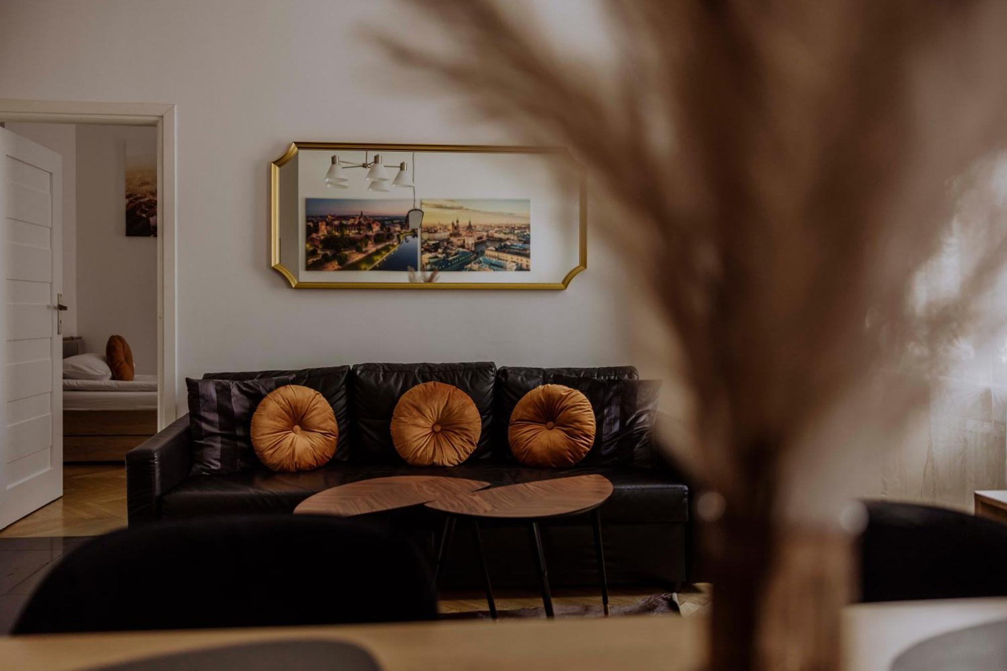 Golden Pearl - Main Square, 100 Sqm, 4 Rooms Cracóvia Exterior foto