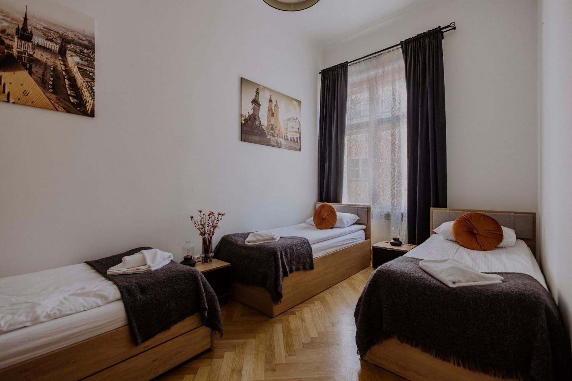 Golden Pearl - Main Square, 100 Sqm, 4 Rooms Cracóvia Exterior foto