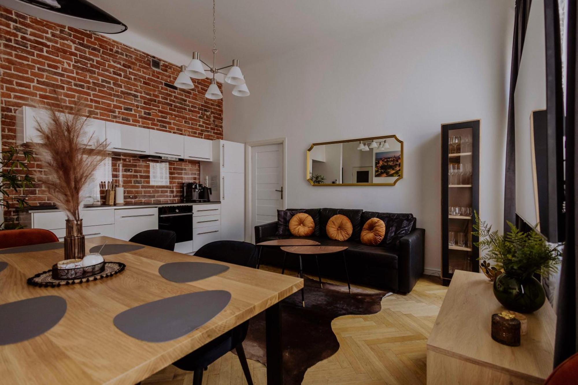 Golden Pearl - Main Square, 100 Sqm, 4 Rooms Cracóvia Exterior foto